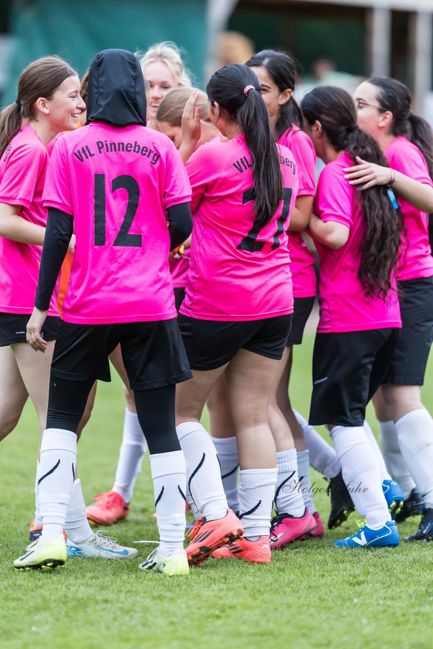 Bild 459 - Loewinnen Cup